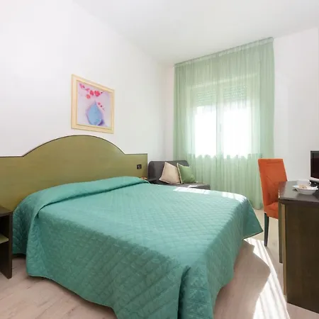 Hotel Sirena Lido di Camaiore Exterior photo