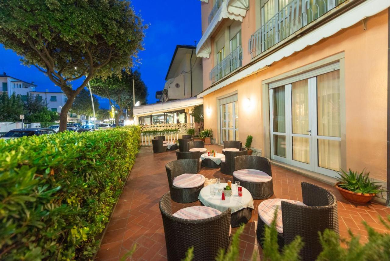 Sirena 3* Lido di Camaiore