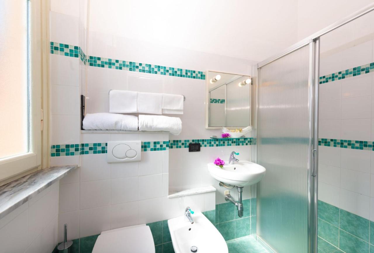 Sirena Hotel 3*